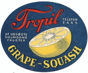 Oval etiket i mørkeblåt med rødt og gult: Tropil, af udsøgte solmodne frugter, Grape-Squash, telefon 2445